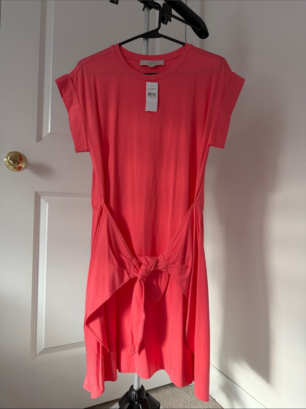 LOFT Coral Tie-Back Short Sleeve Dress
